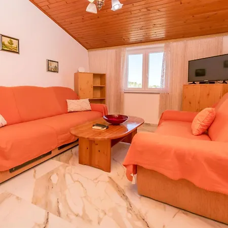 Olivera * Rogoznica (Sibenik-Knin)