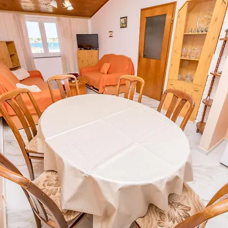 Olivera * Rogoznica (Sibenik-Knin)