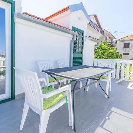 Olivera Apartment *