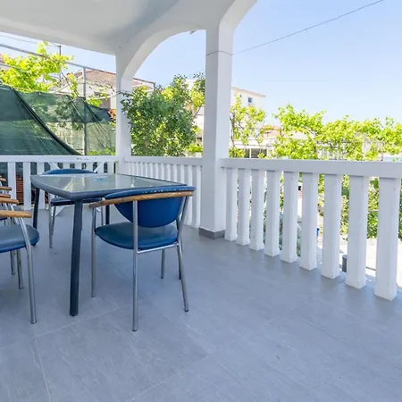 Olivera Apartment *