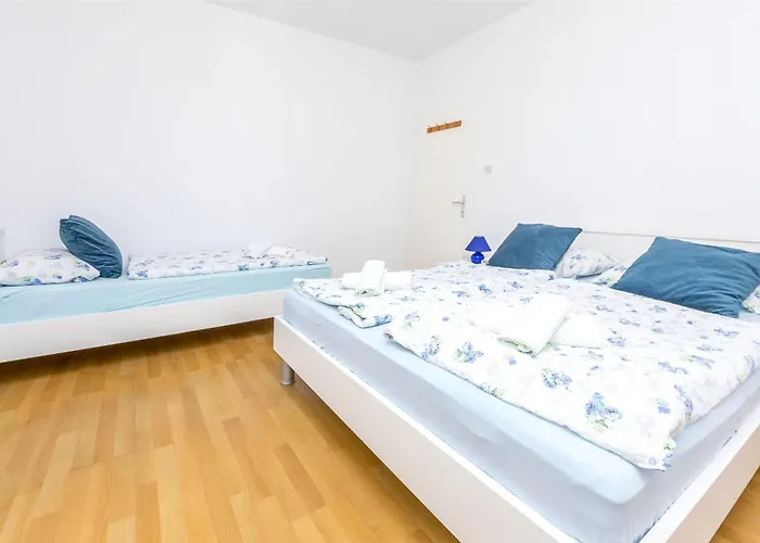 Olivera Rogoznica (Sibenik-Knin)