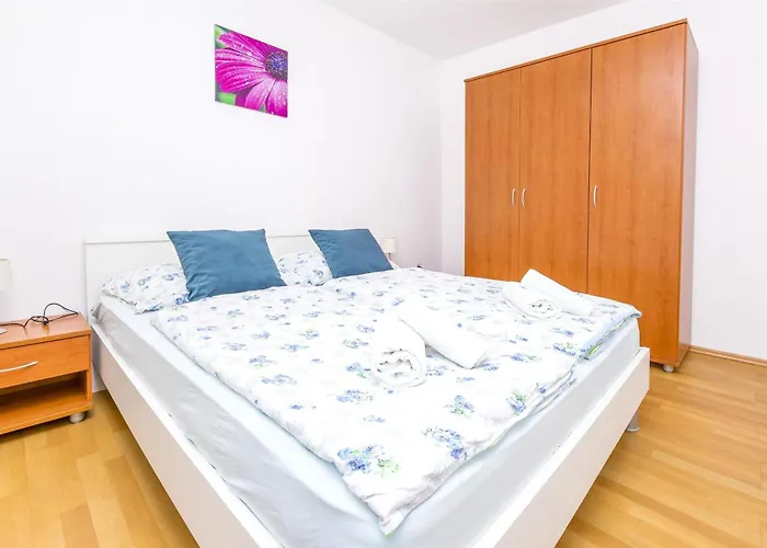 Olivera アパート